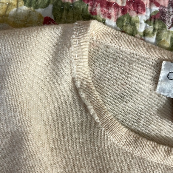 Cream Cashmere sweater from Sutton Studio sz M. Great Condition - Picture 3 of 10